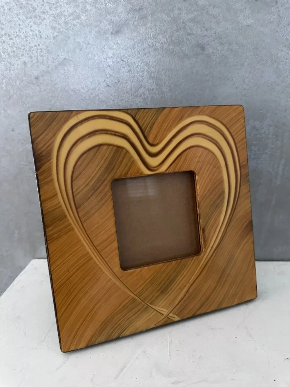 Grant Norén Hand Crafted wood Photo Frame Artisan FITS 4x4 HEART DESIGN